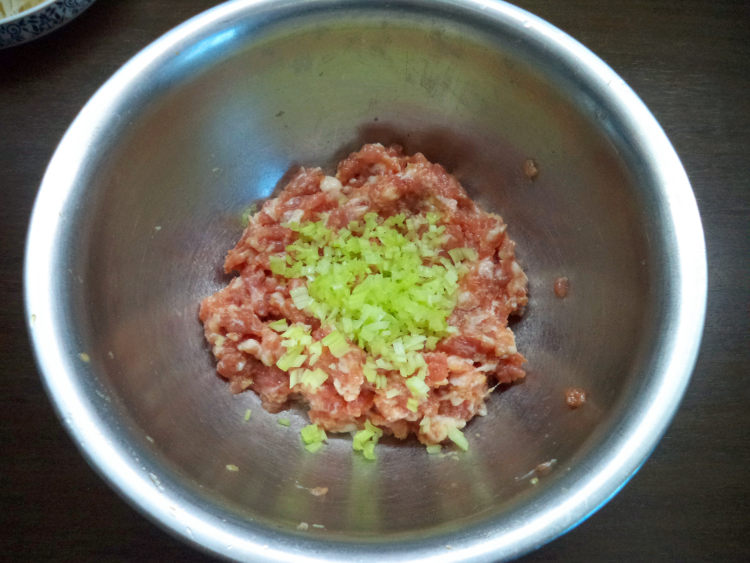 银鱼蒸肉饼步骤6