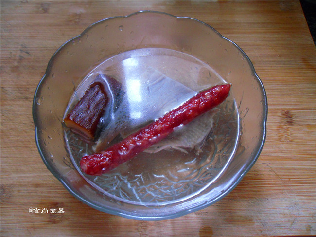 三拼腊味煲仔饭步骤6