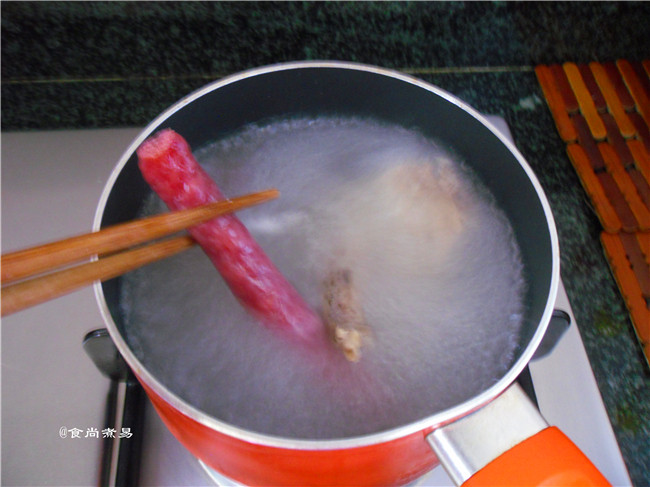 三拼腊味煲仔饭步骤8