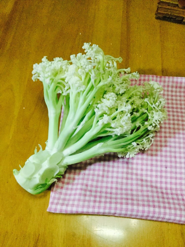 清炒菜花步骤1