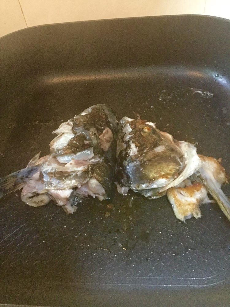 番茄土豆鱼头汤步骤4