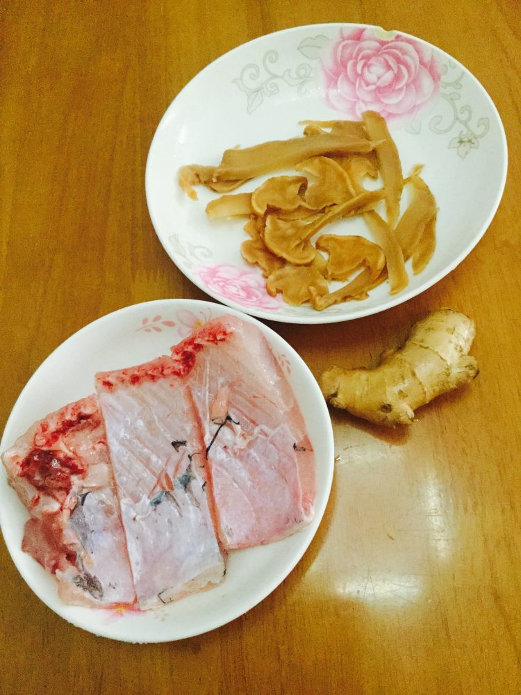 腌菜蒸鱼腩步骤1