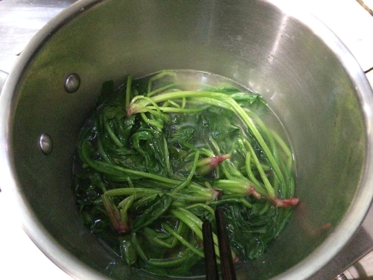 菠菜牛肉汤步骤3