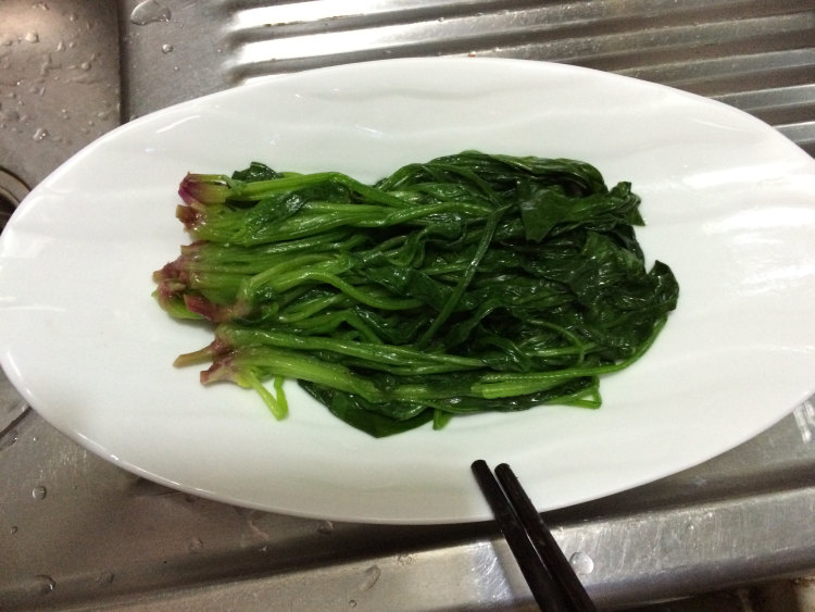 菠菜牛肉汤步骤5