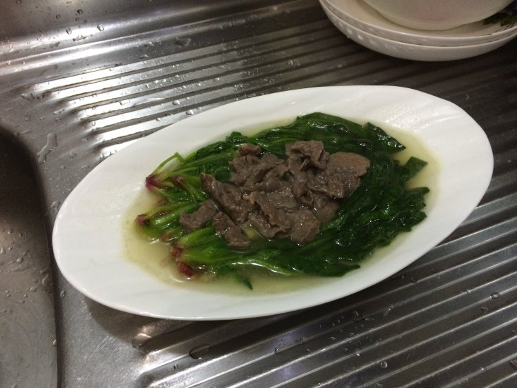 菠菜牛肉汤步骤7