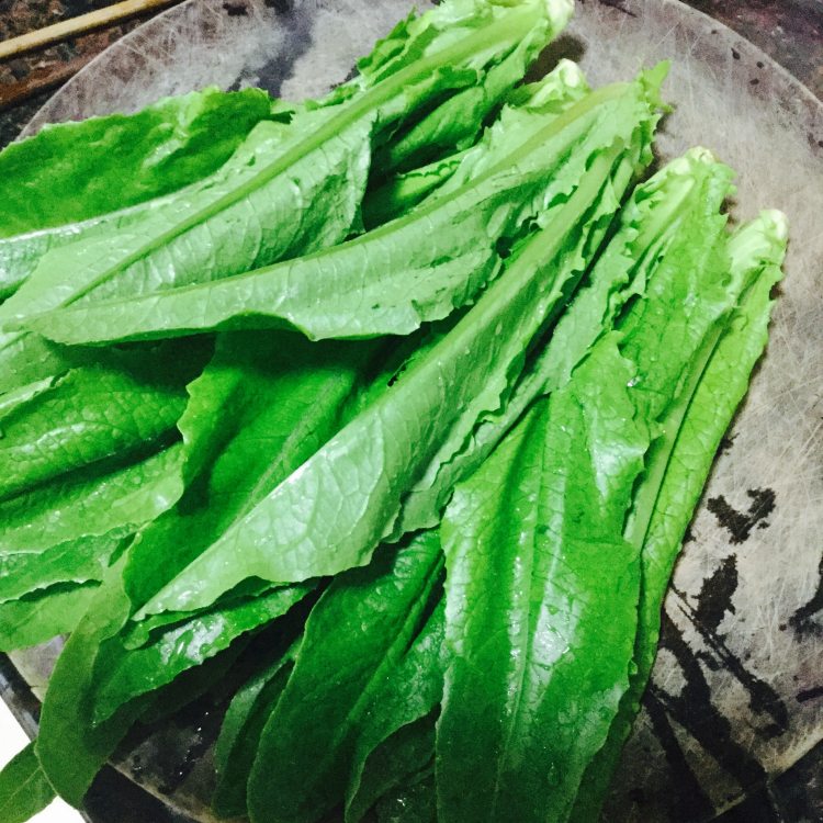 炒油麦菜步骤1