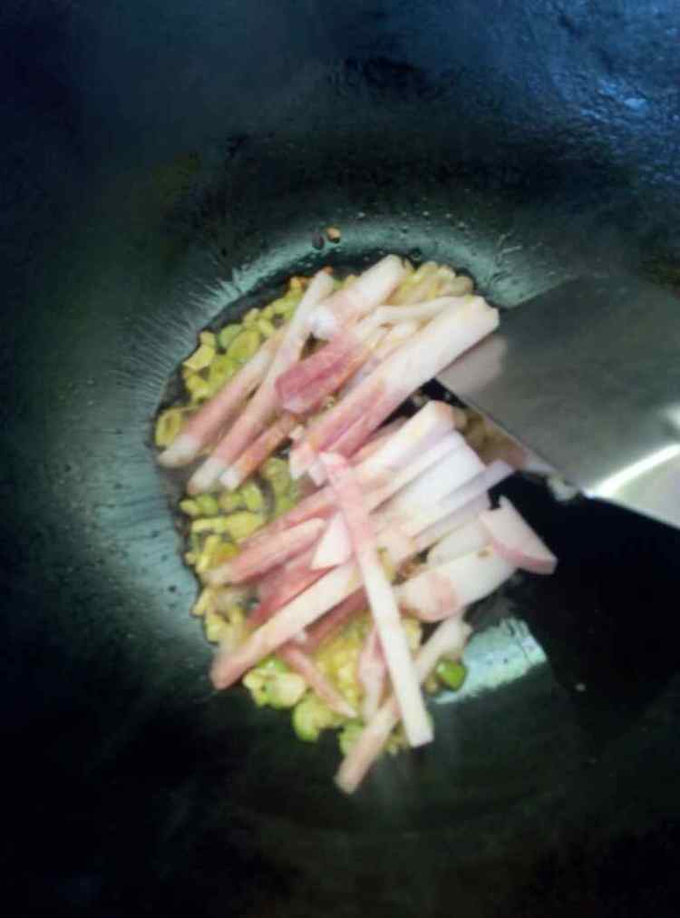 香菇肉丝扒油菜步骤4