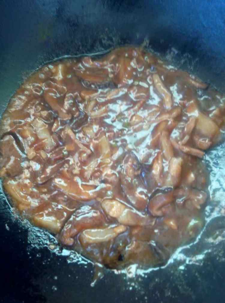 香菇肉丝扒油菜步骤5