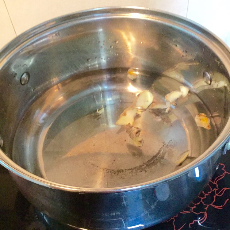 番茄鱼头汤步骤3