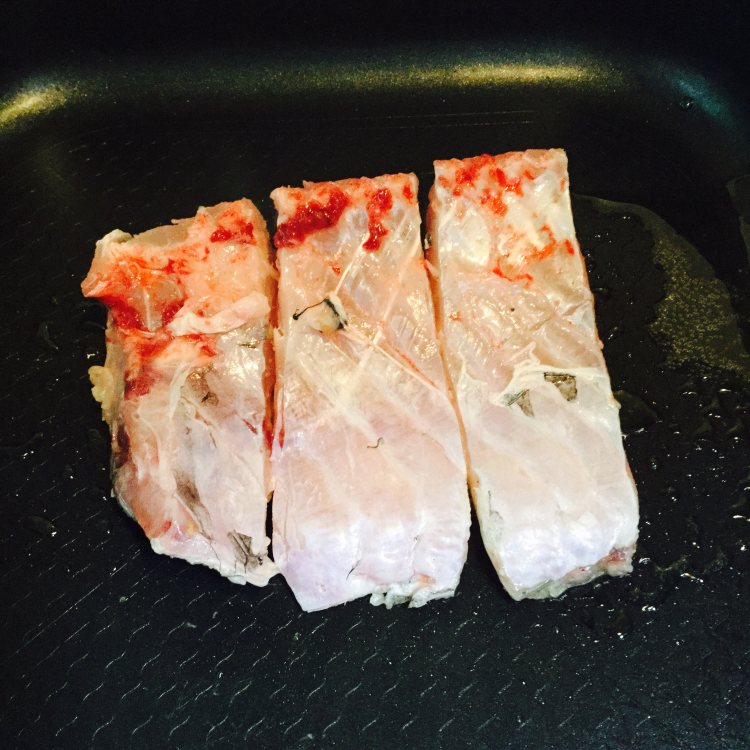 芋蒙干焖鱼腩步骤4