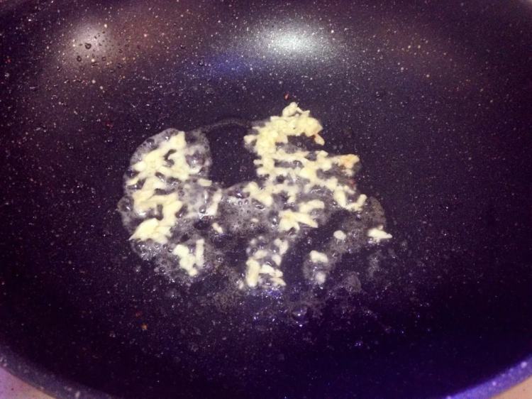 腊肉炒笋瓜步骤4