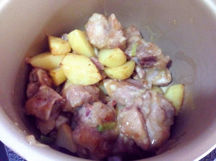 排骨炖土豆步骤14