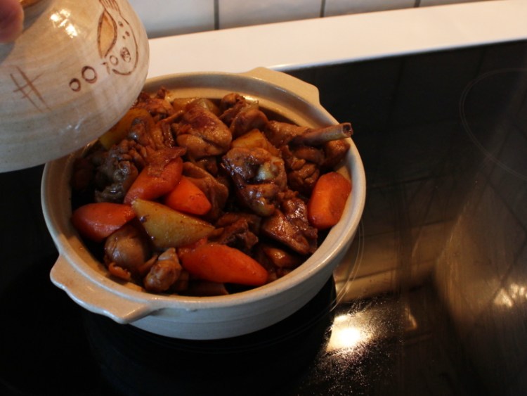 土豆滑鸡煲步骤12