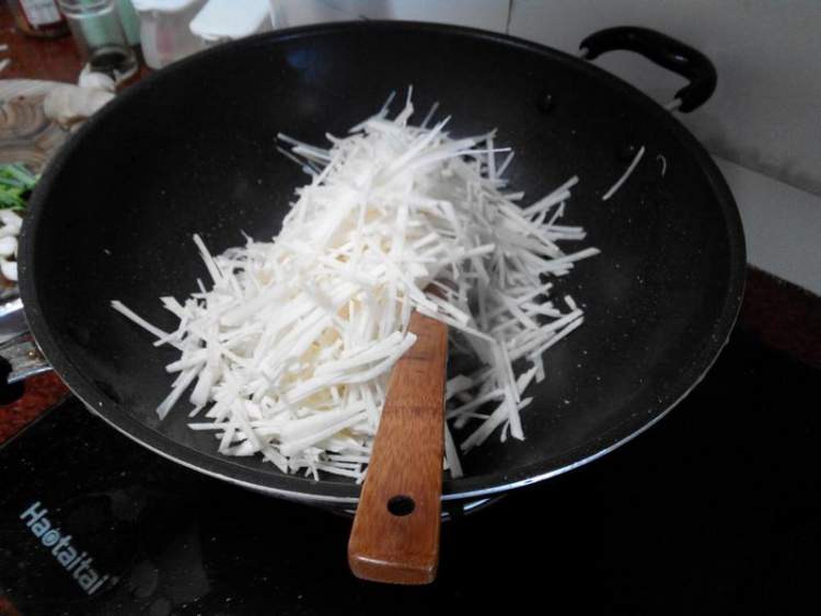 牛肉炒葛薯步骤6