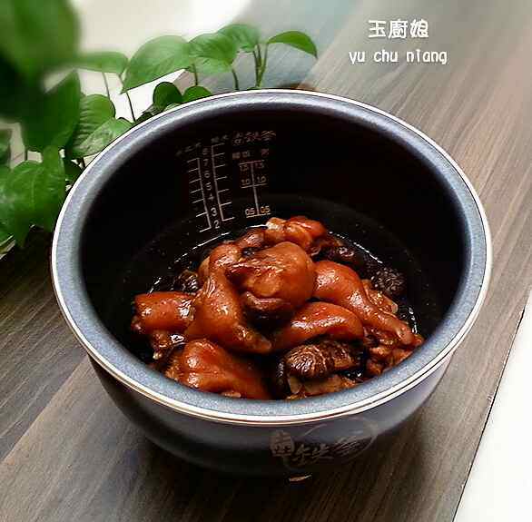 花菇焖猪手步骤15