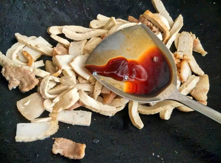 鱼糕豆腐干步骤7