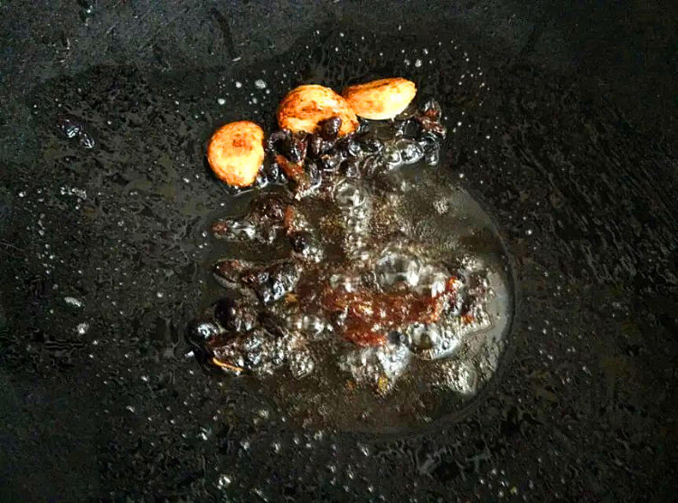 豆豉鲮鱼炒麦菜步骤5