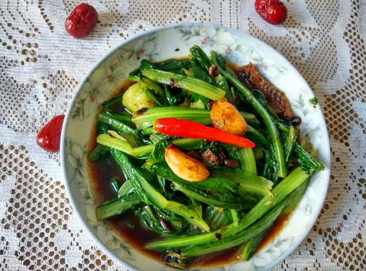 豆豉鲮鱼炒麦菜步骤8