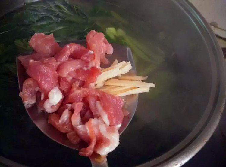 肉片芥菜汤步骤4