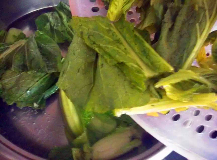 肉片芥菜汤步骤3