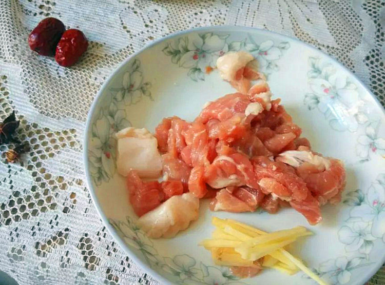 肉片芥菜汤步骤2