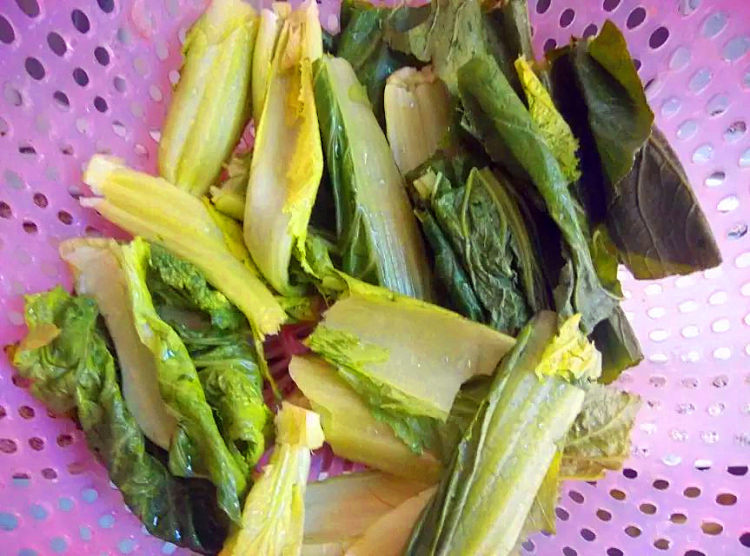 肉片芥菜汤步骤1