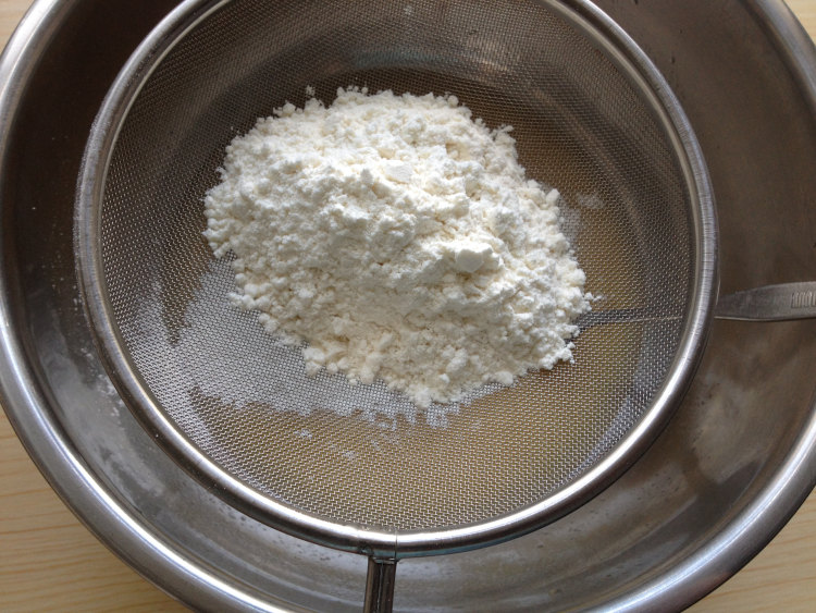 广式红豆沙月饼步骤2
