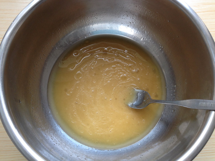 广式红豆沙月饼步骤1