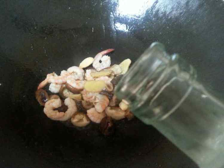虾菇油菜心步骤5
