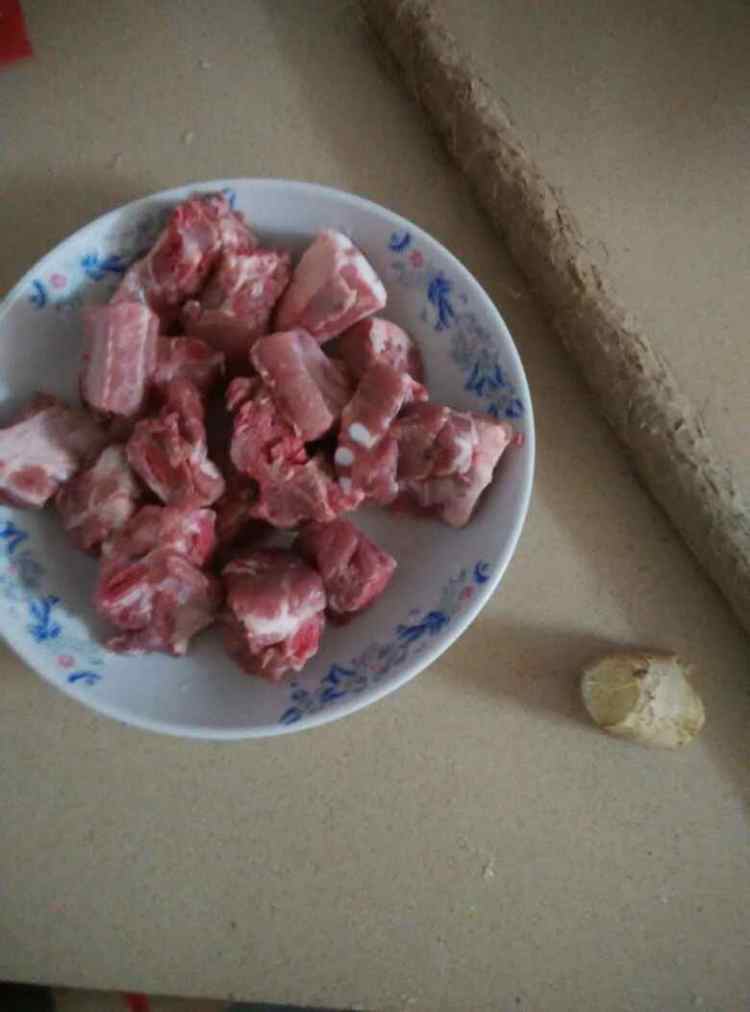 排骨山药汤步骤1
