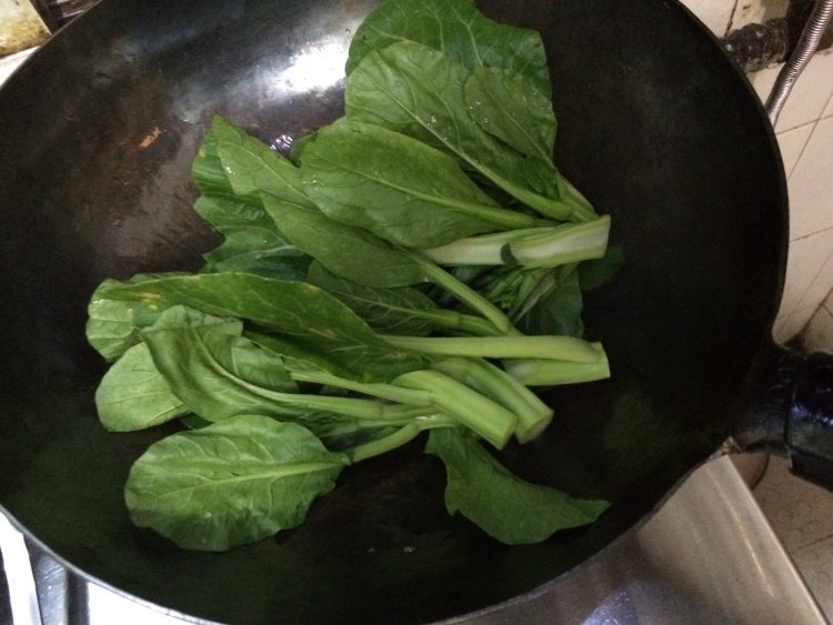 菜心炒牛肉步骤3
