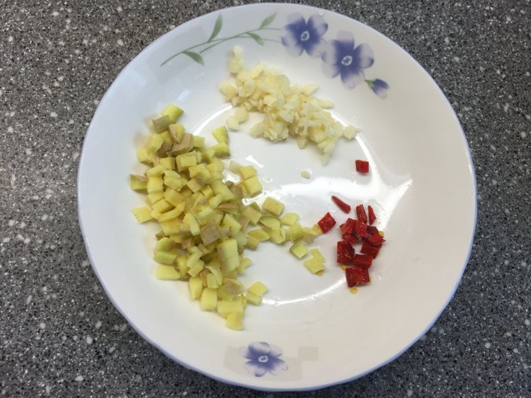 老干妈豆豉排骨步骤3