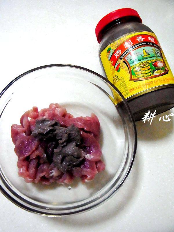 虾酱肉片炒冬瓜步骤3