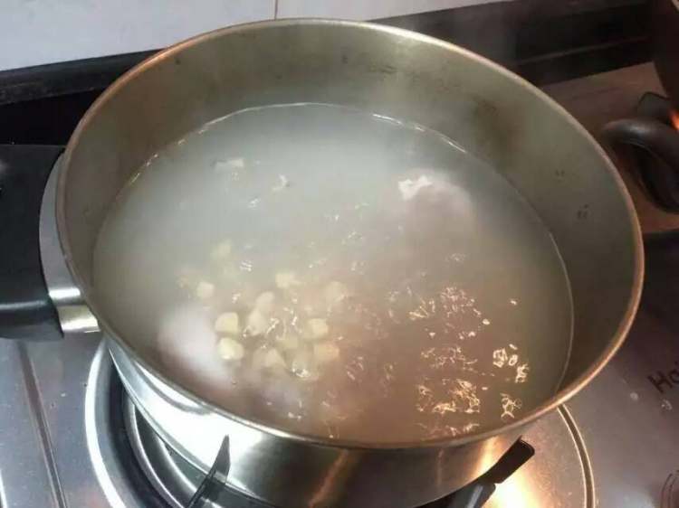 瑶柱浸鸡步骤2