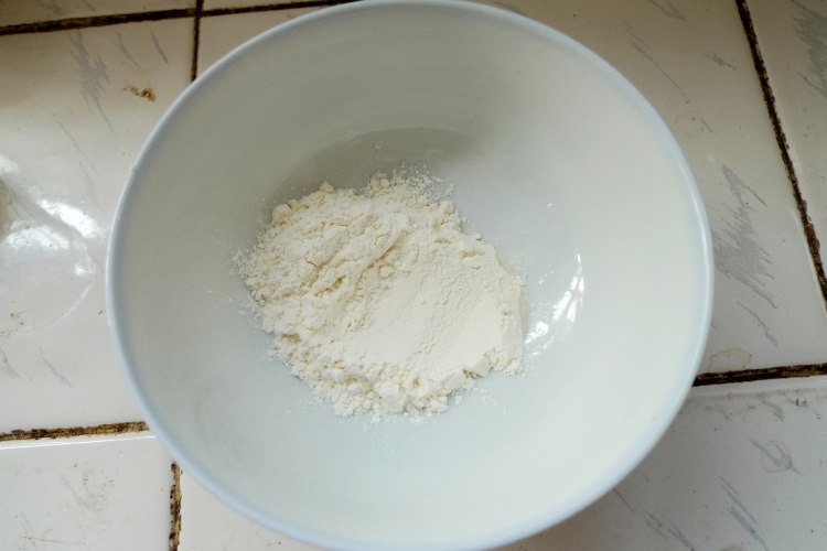 葡萄干炼乳蛋挞步骤2