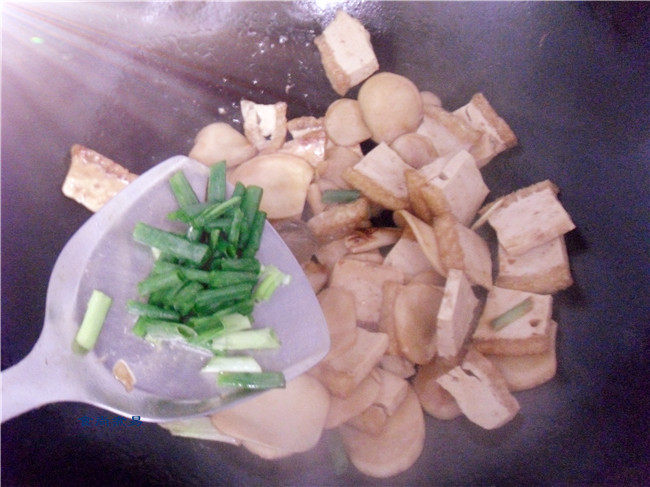猪皮炒杏鲍菇步骤8