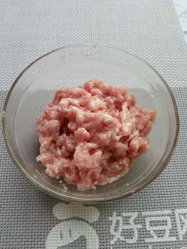 肉末茄条步骤1