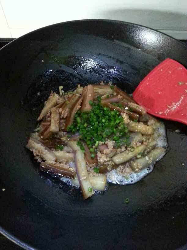肉末茄条步骤9