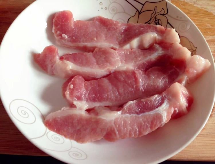 酥炸猪扒步骤2