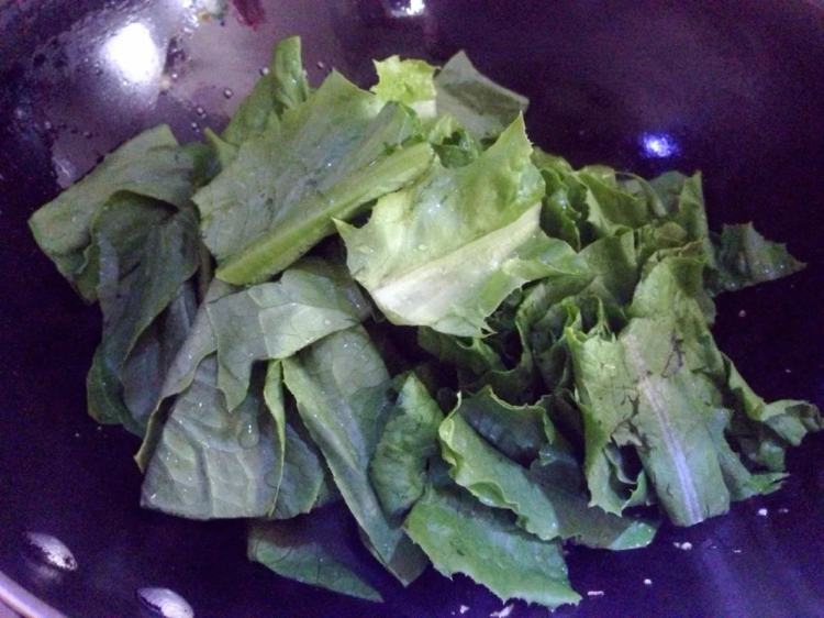 豆豉鲮鱼油麦菜步骤7