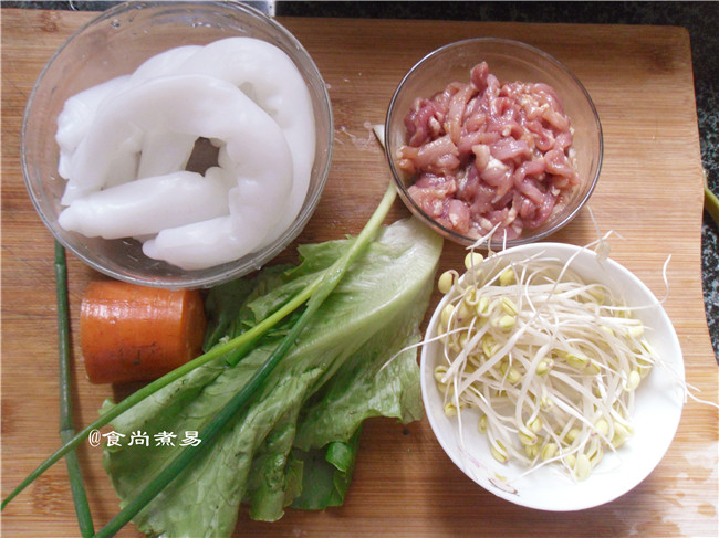 肉丝炒陈村粉步骤3