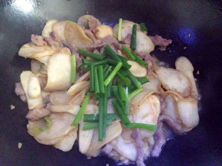 水笋炒肉丝步骤13