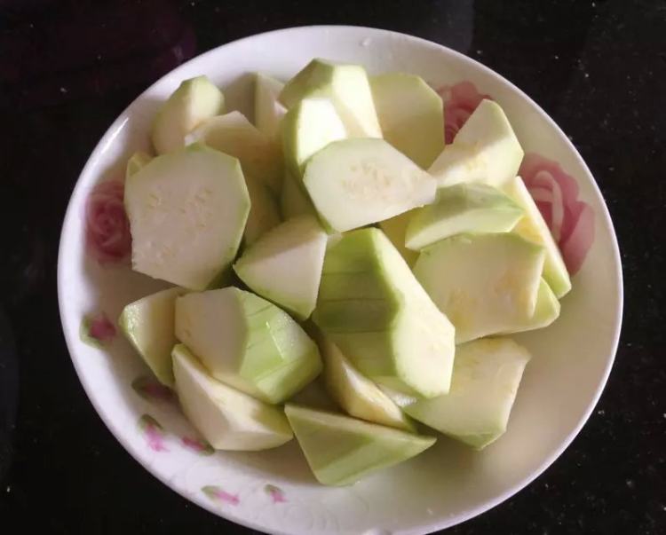 【儿童美食】肉丝炒云步骤4