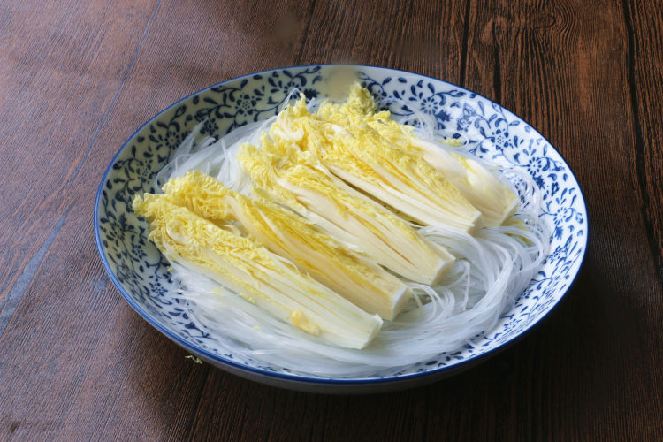 腊肠粉丝娃娃菜步骤6