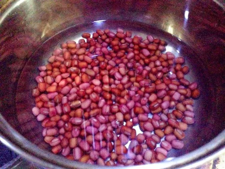 【儿童美食】红豆椰汁步骤1