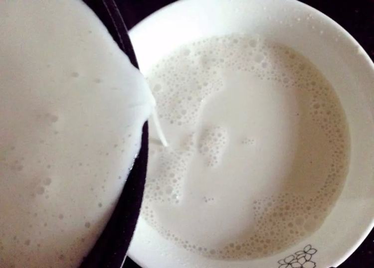 【儿童美食】红豆椰汁步骤9