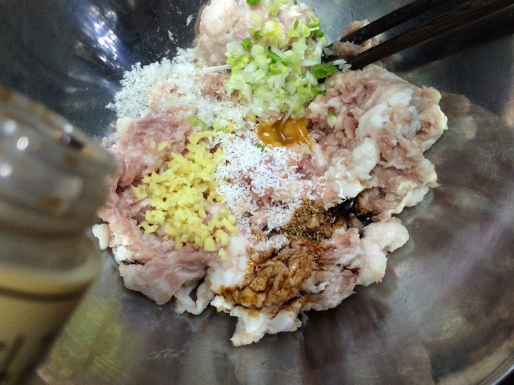 咸鱼蒸肉饼步骤3