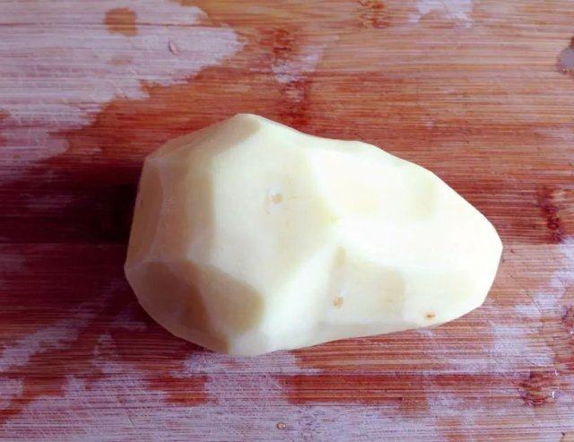 【儿童美食】肉片炒土步骤3