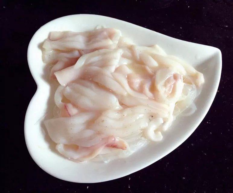 蒜蓉粉丝蒸鲜鱿步骤11