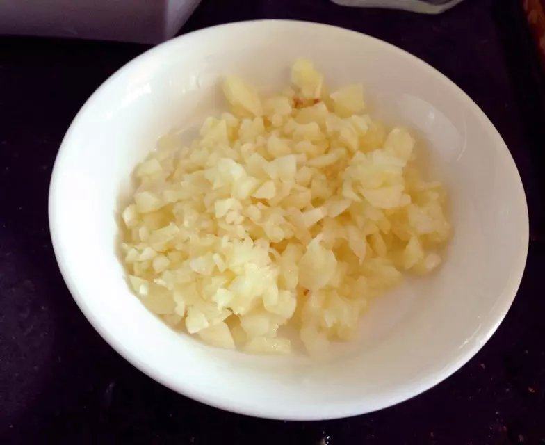 蒜蓉粉丝蒸鲜鱿步骤8
